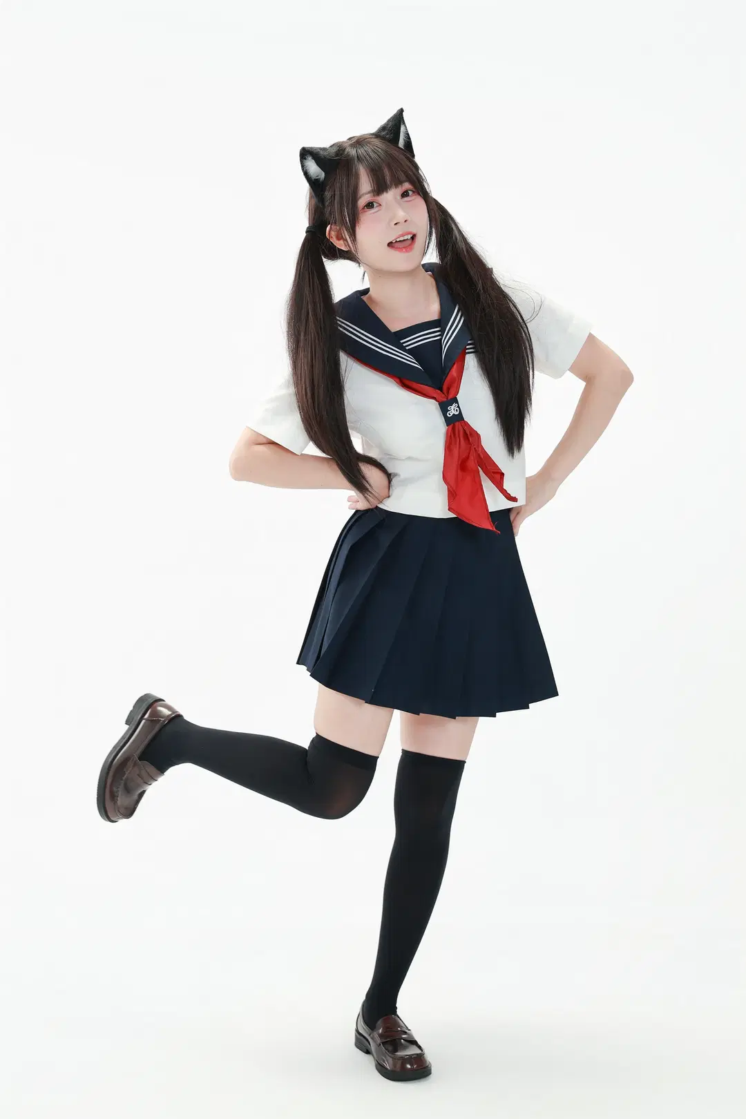 水手服双马尾的元气站姿参考 - Vera露露儿__ - 第9张