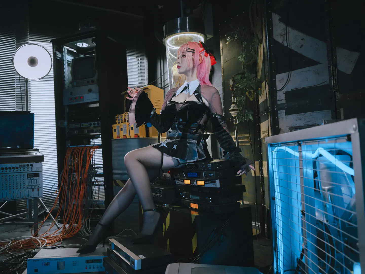 【雷米埃尔cos】绝区零的赛博朋克机械少女 - 薇璦熙 迪 - 第9张