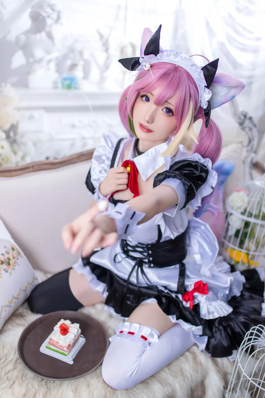 バースデーフォトでこの黒白のメイド服を着たよ、ツインテールに猫耳が最高にマッチしてる - 花見团子喵 - 5枚目