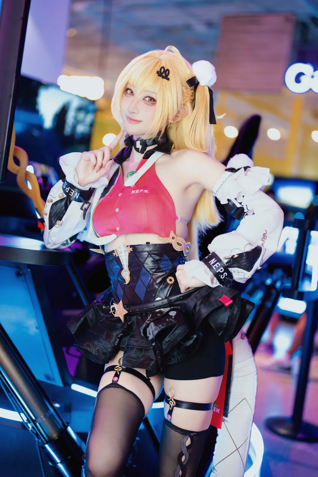 【シーシア コスプレ】『ゼンレスゾーンゼロ』ネオンの光影が織りなすゲーセンの旅 - 绝世坏兔🐇 - 4枚目