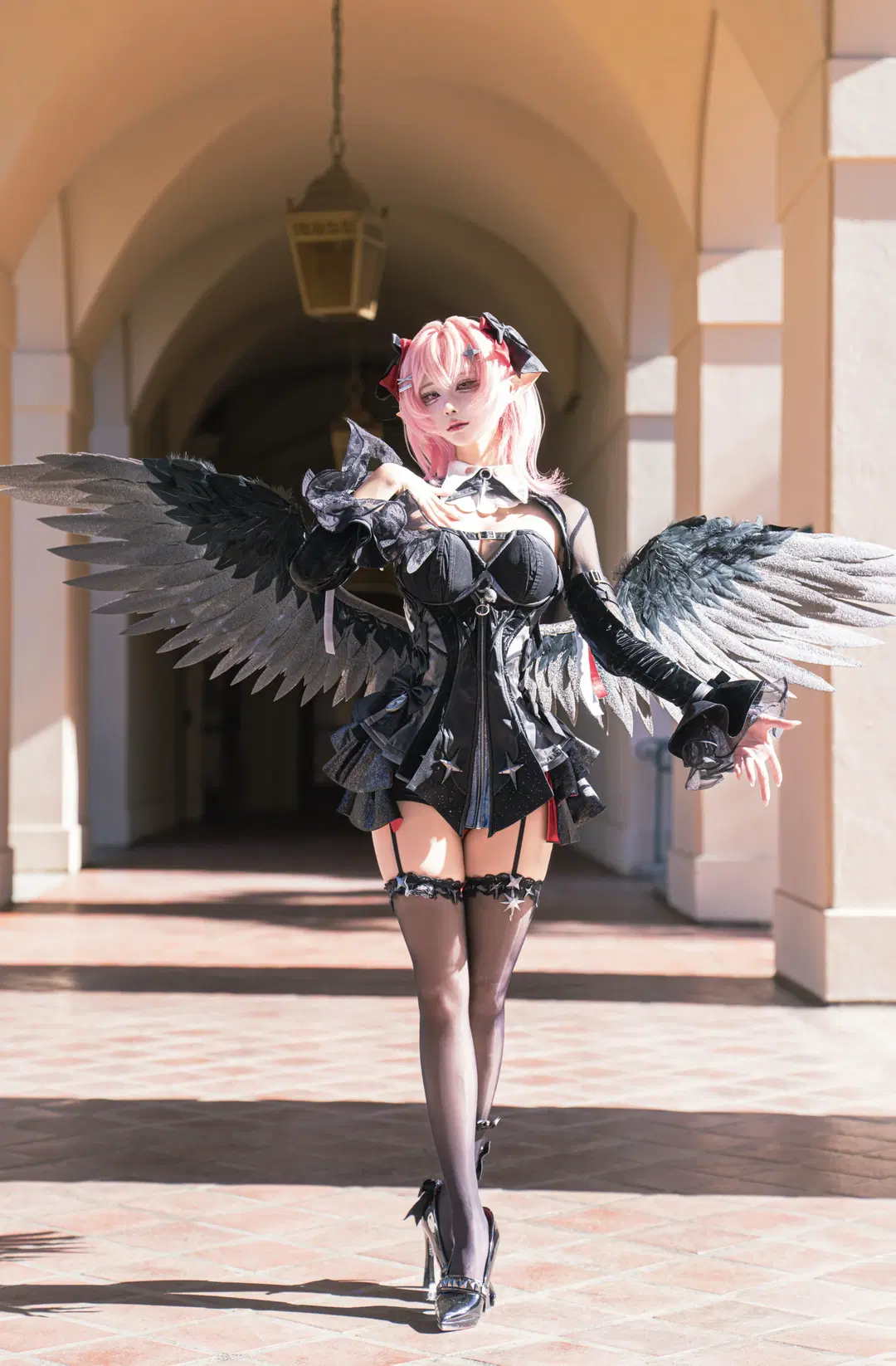 【レミエール コスプレ】『ゼンレスゾーンゼロ』月夜の囁き、黒翼の天使降臨 - Yuu__kira玉米 - 2枚目