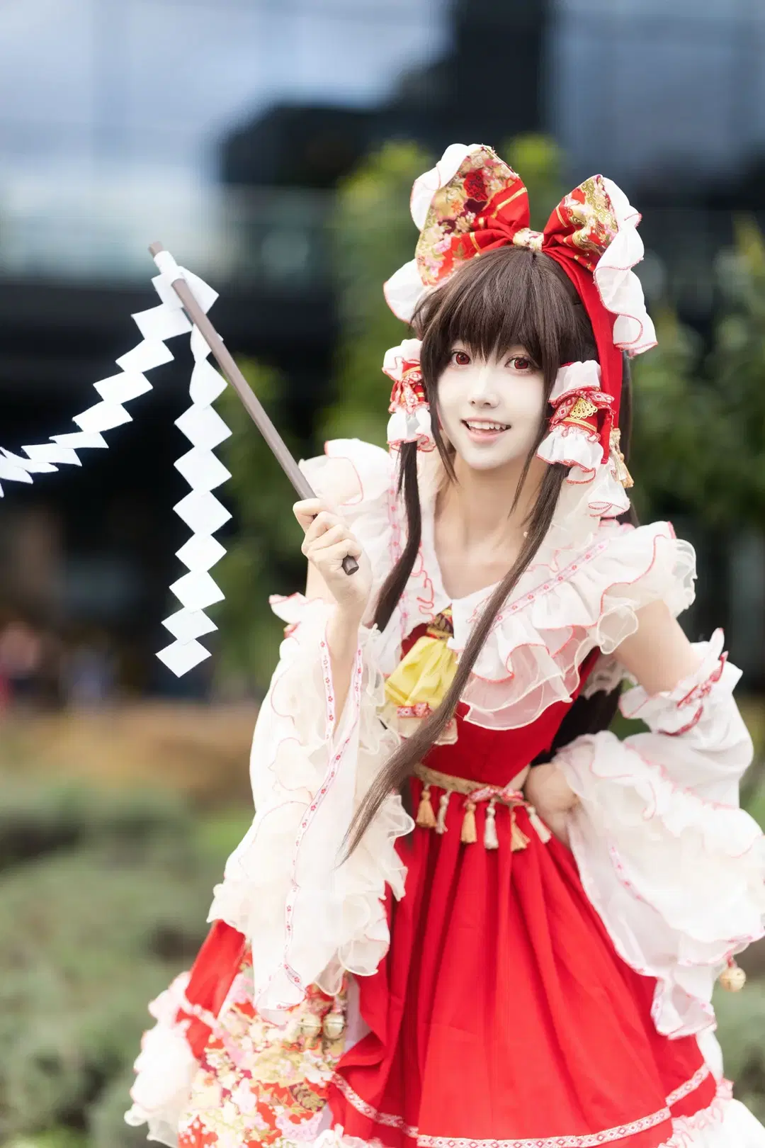 博麗靈夢cos, 東方project, 二次元cosplay, 紅白巫女, 御幣道具