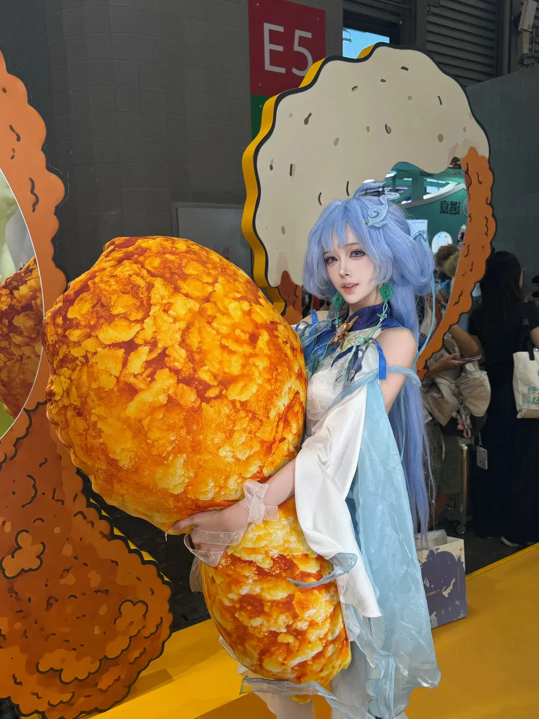 【清宵cos】修仙不如吃炸鸡，麦麦展台快乐打卡 - 懒塔塔💤 - 第4张