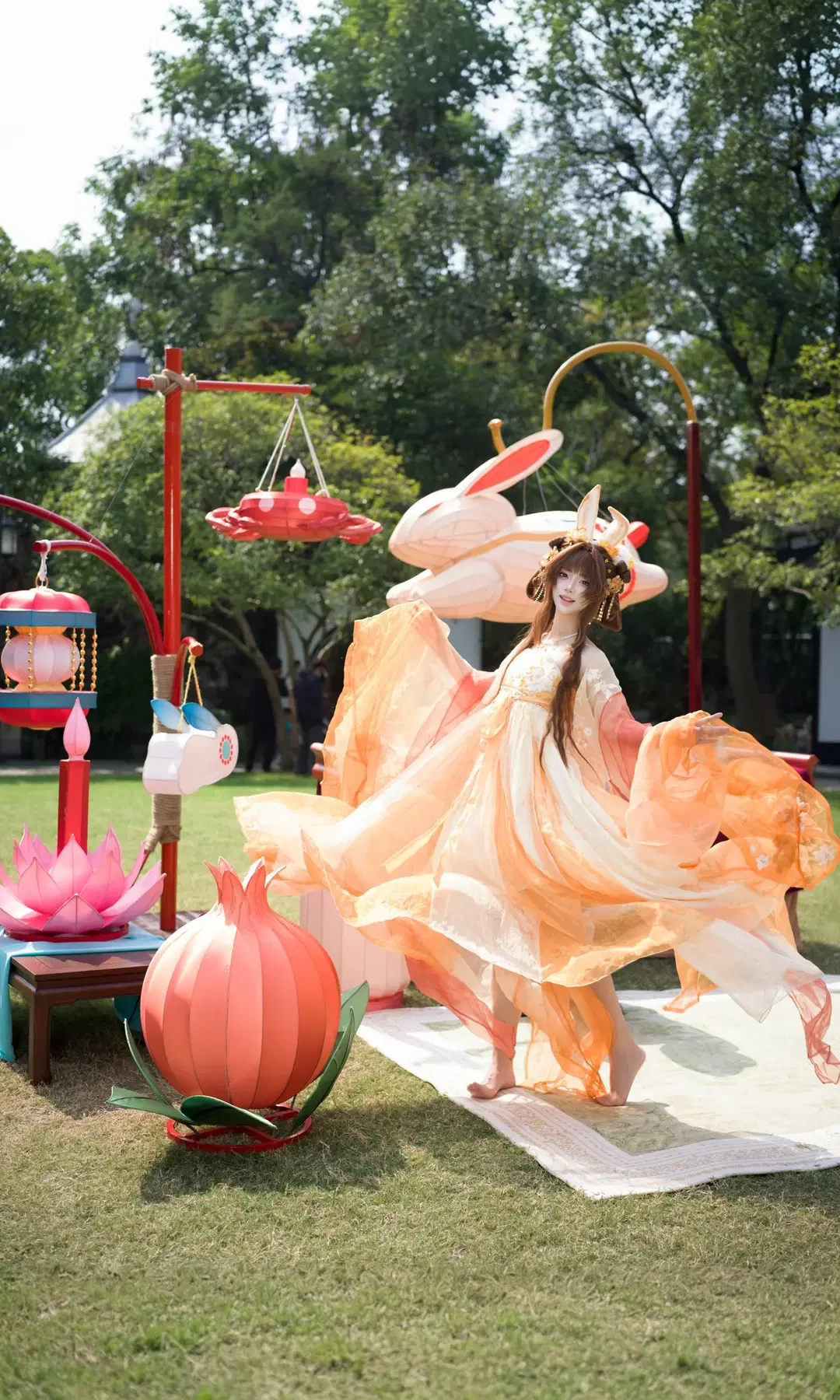 [Jade Rabbit Prefect cosplay] Jiangnan Baijingtu: Mid-Autumn garden stroll at Guilin Park by 七奈Nanako - Image 14