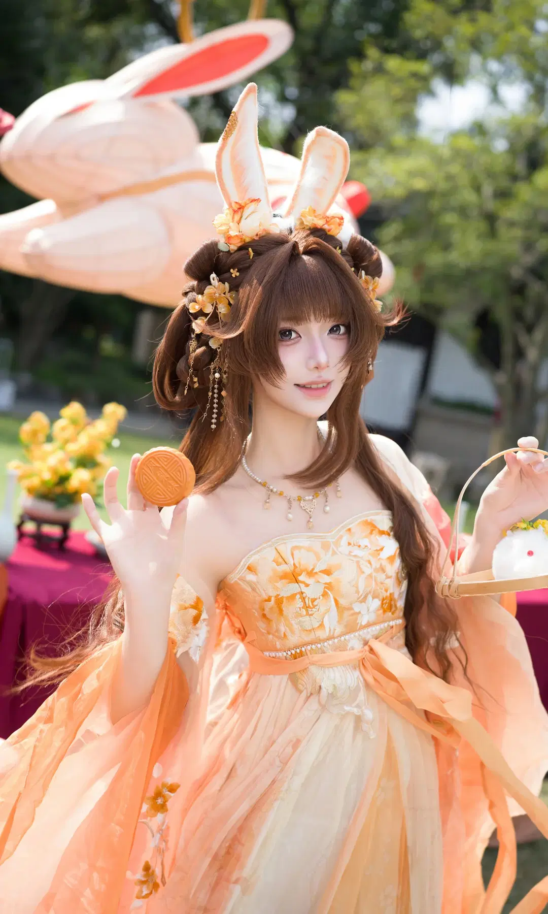 [Jade Rabbit Prefect cosplay] Jiangnan Baijingtu: Mid-Autumn garden stroll at Guilin Park by 七奈Nanako - Image 2