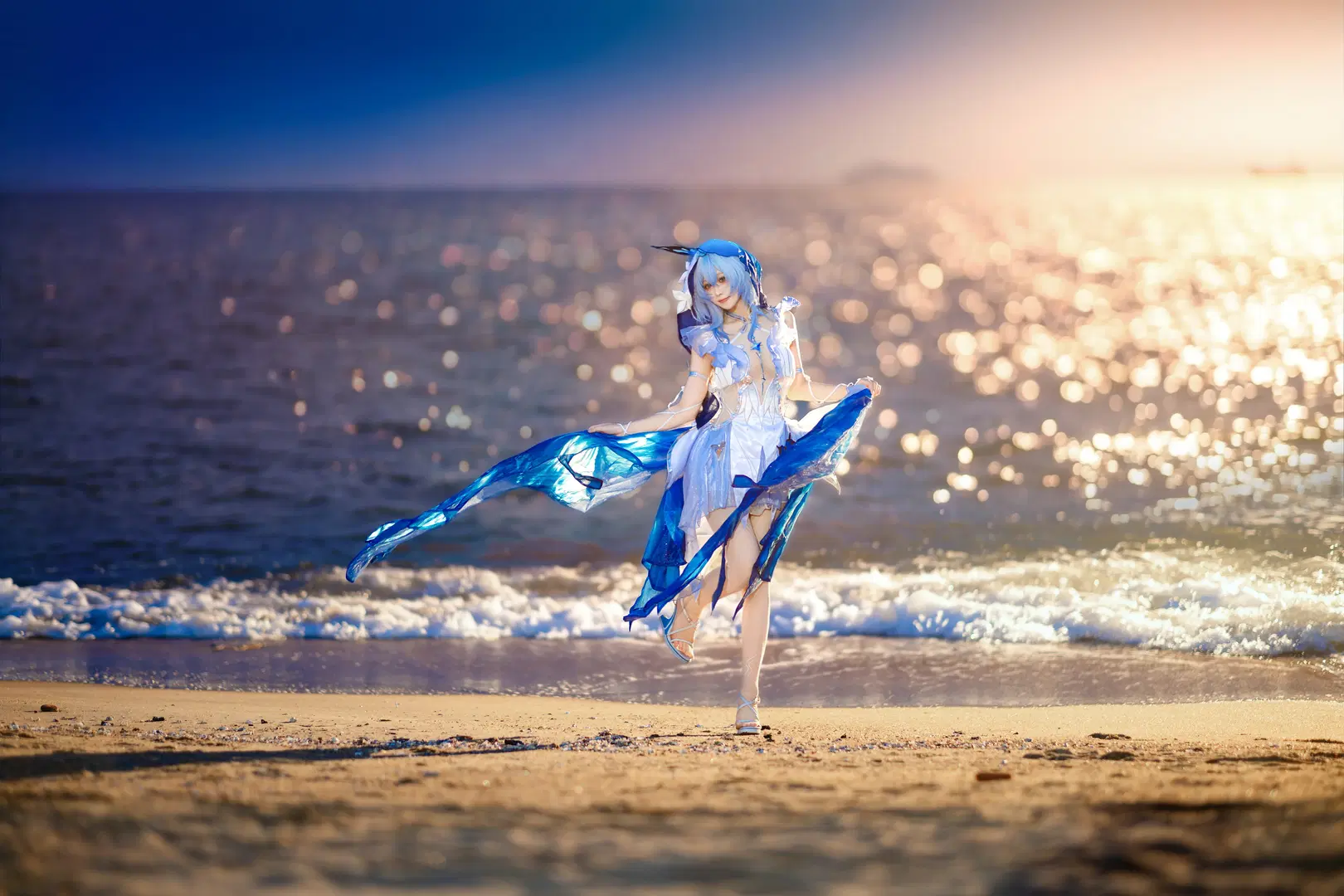 [The Shorekeeper cosplay] Blue Vigil at the Coast's Edge in Wuthering Waves by 脆脆一点都不好吃 - Image 2