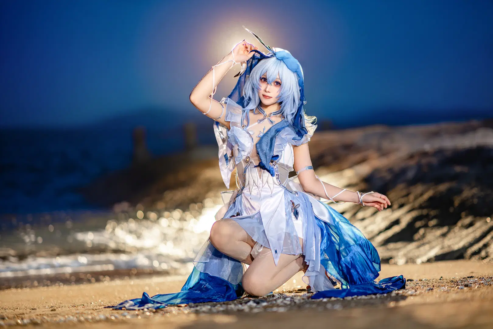 [The Shorekeeper cosplay] Blue Vigil at the Coast's Edge in Wuthering Waves by 脆脆一点都不好吃 - Image 6