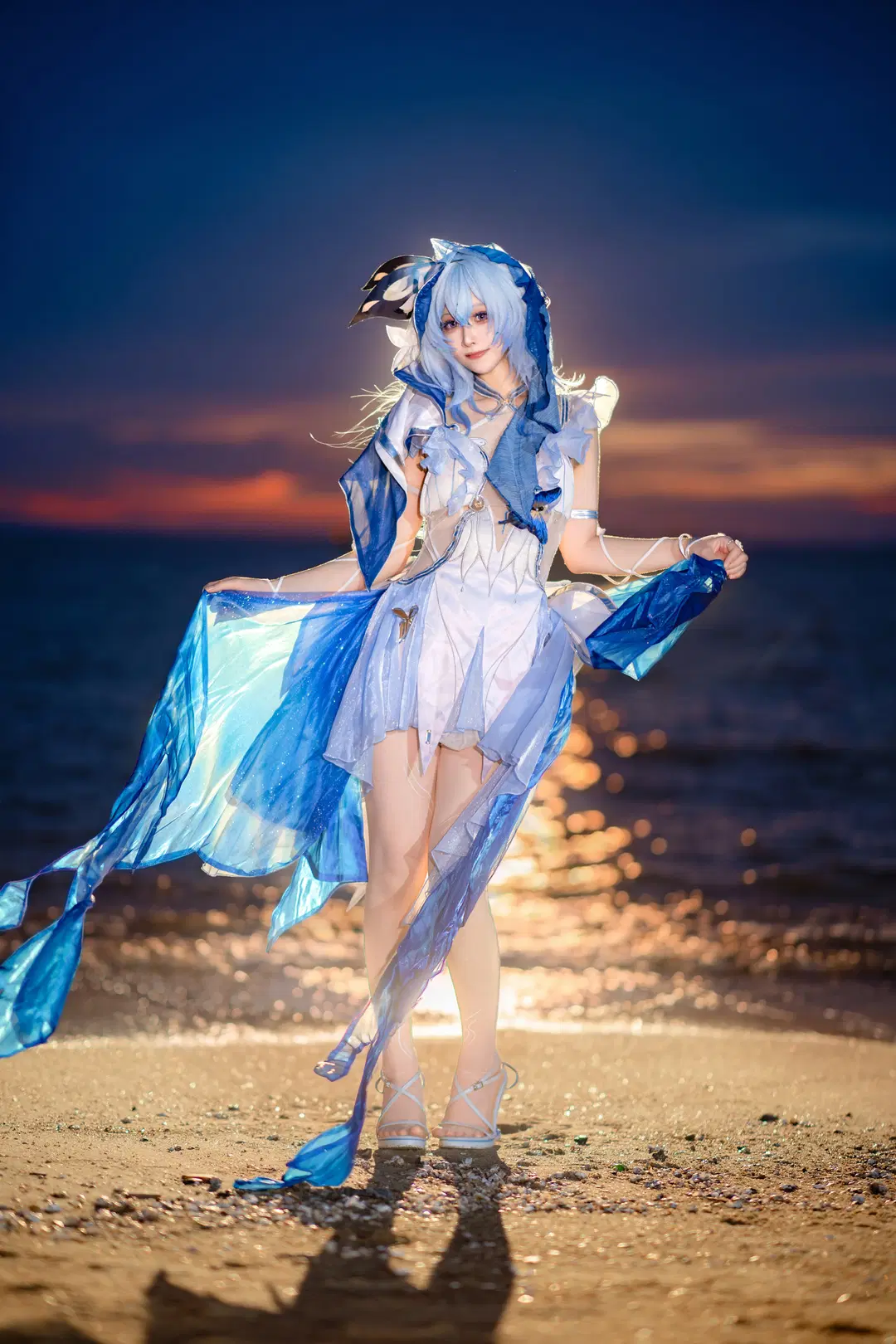 [The Shorekeeper cosplay] Blue Vigil at the Coast's Edge in Wuthering Waves by 脆脆一点都不好吃 - Image 7