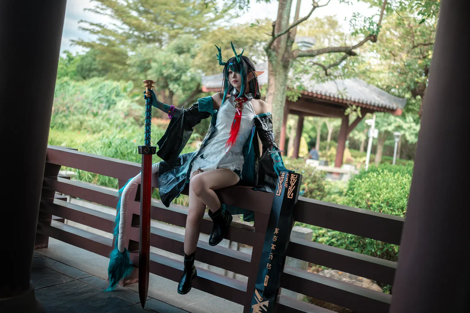 【夕cos】明日方舟的歲相畫師，持劍落筆皆是江湖 - 脆脆一点都不好吃 - 第3張