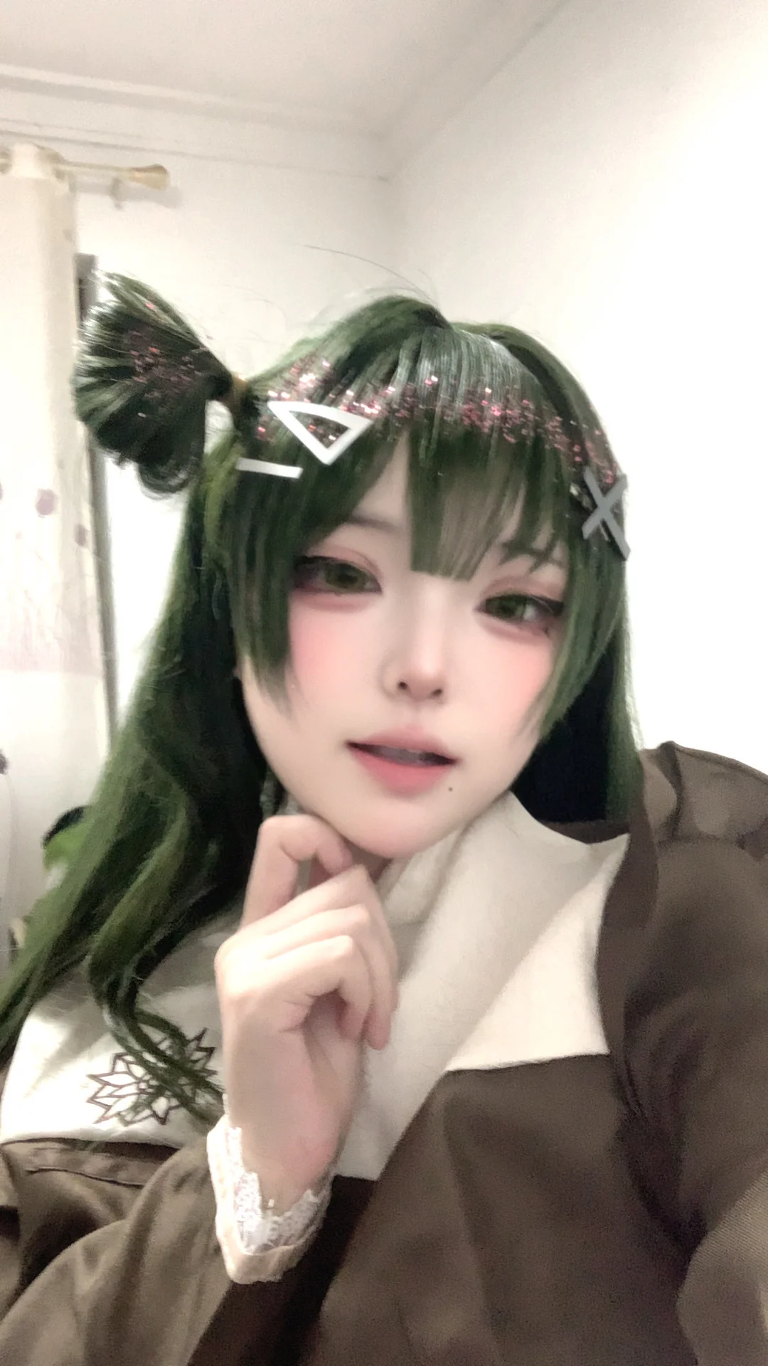 【薇欧拉cos】梦限大的绿发双马尾少女 - 酒精灯Kana - 第2张