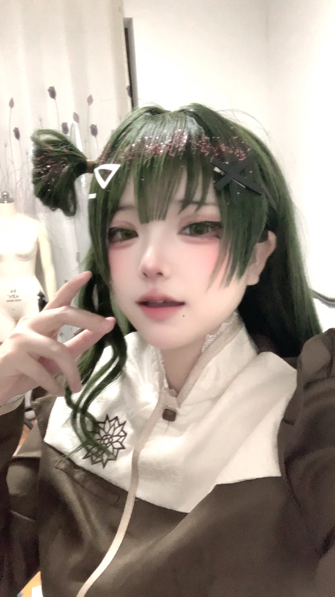 【薇欧拉cos】梦限大的绿发双马尾少女 - 酒精灯Kana - 第3张