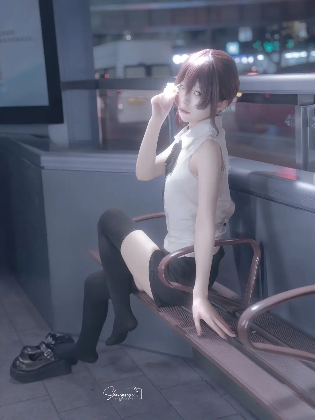 White Shirt and Black Stockings Senpai Under the Night Sky: Atmospheric Urban Night Photography by 坏坏孩子琦 - Image 7