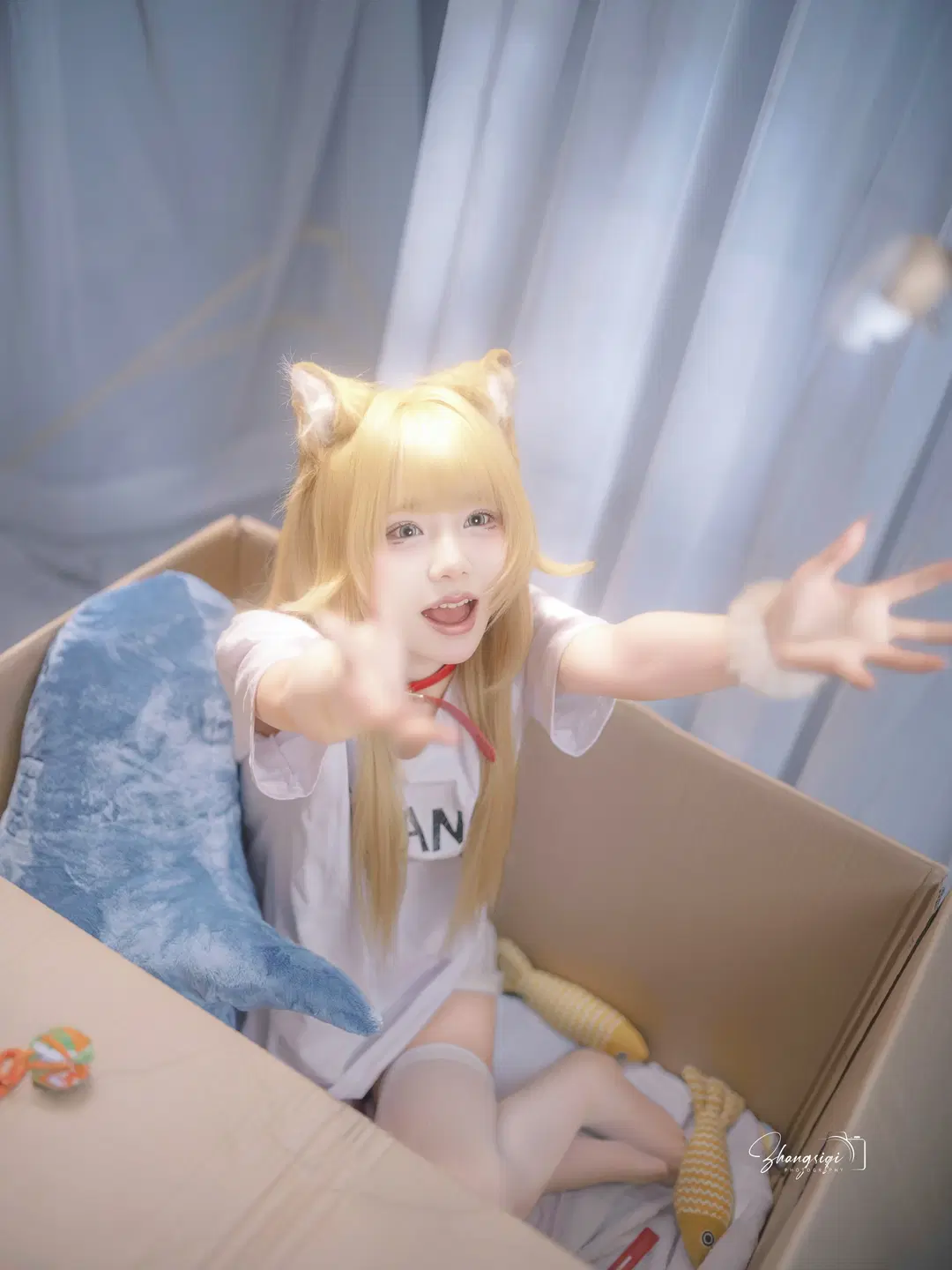 金髪白タイツの猫耳少女によるダンボール写真、陽だまりのひととき - 坏坏孩子琦 - 5枚目