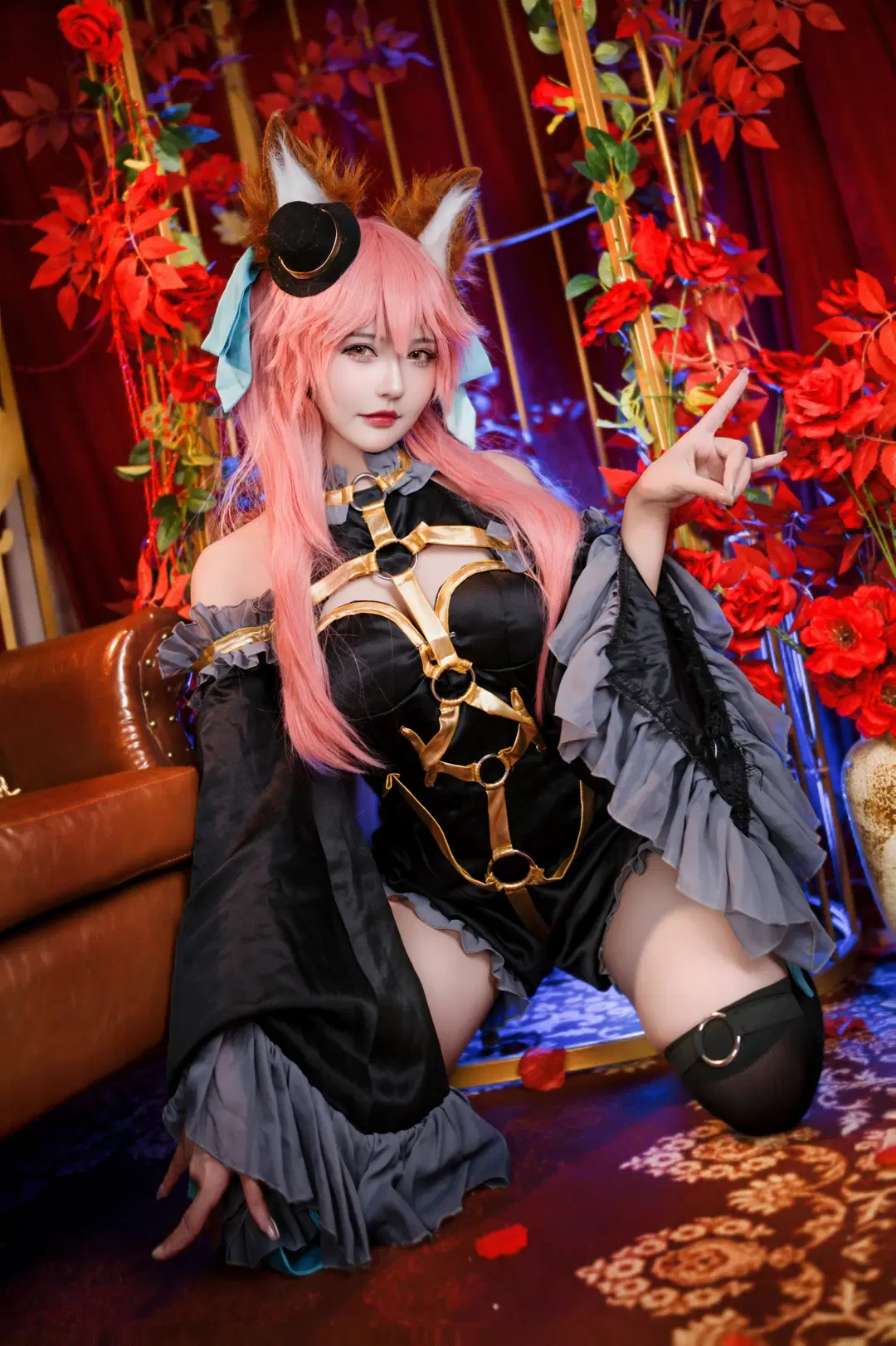 【玉藻前cos】FGO漆黑魔术师，红玫瑰与鸟笼的魔术之夜 - 爱用富士的牛牛 - 第5张