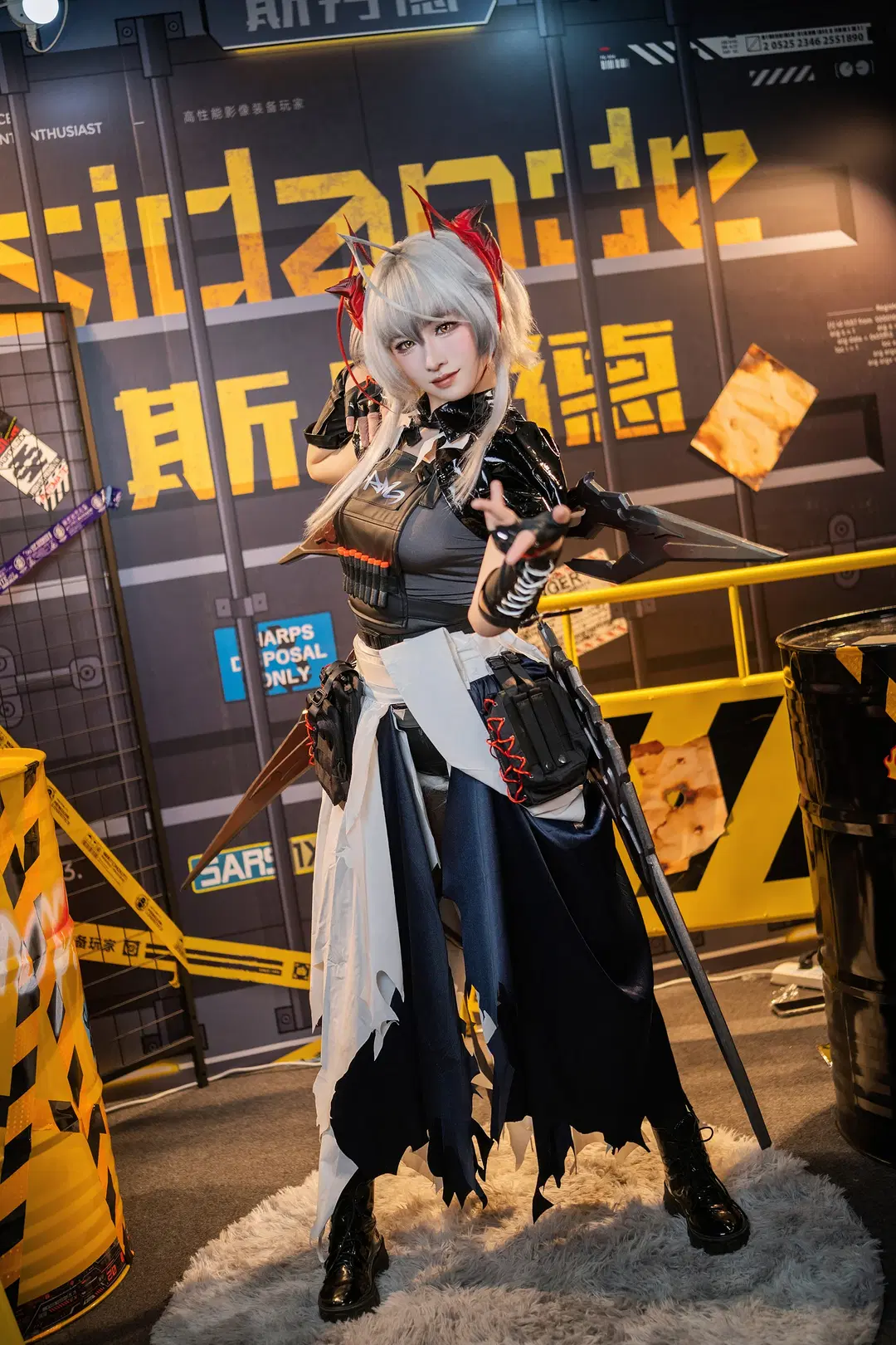 [Wishadel cosplay] Tactical Techwear Style in Arknights by 爱用富士的牛牛 - Image 3