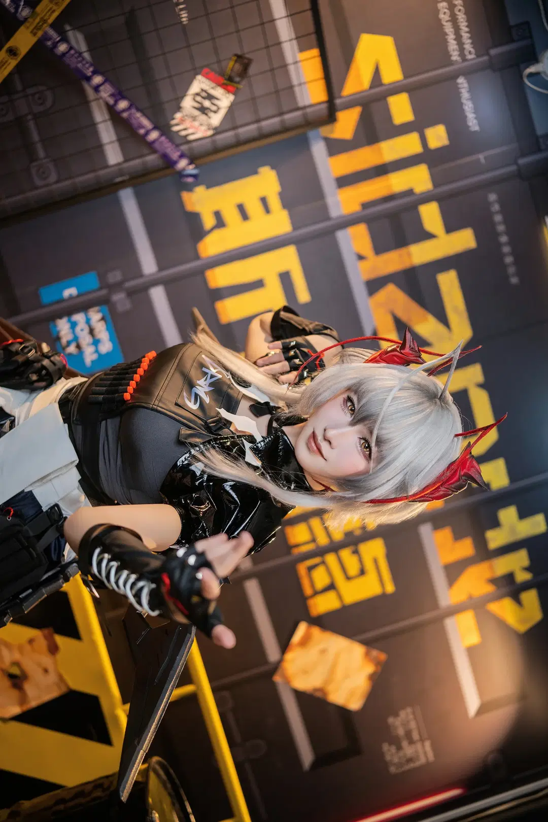 [Wishadel cosplay] Tactical Techwear Style in Arknights by 爱用富士的牛牛 - Image 4