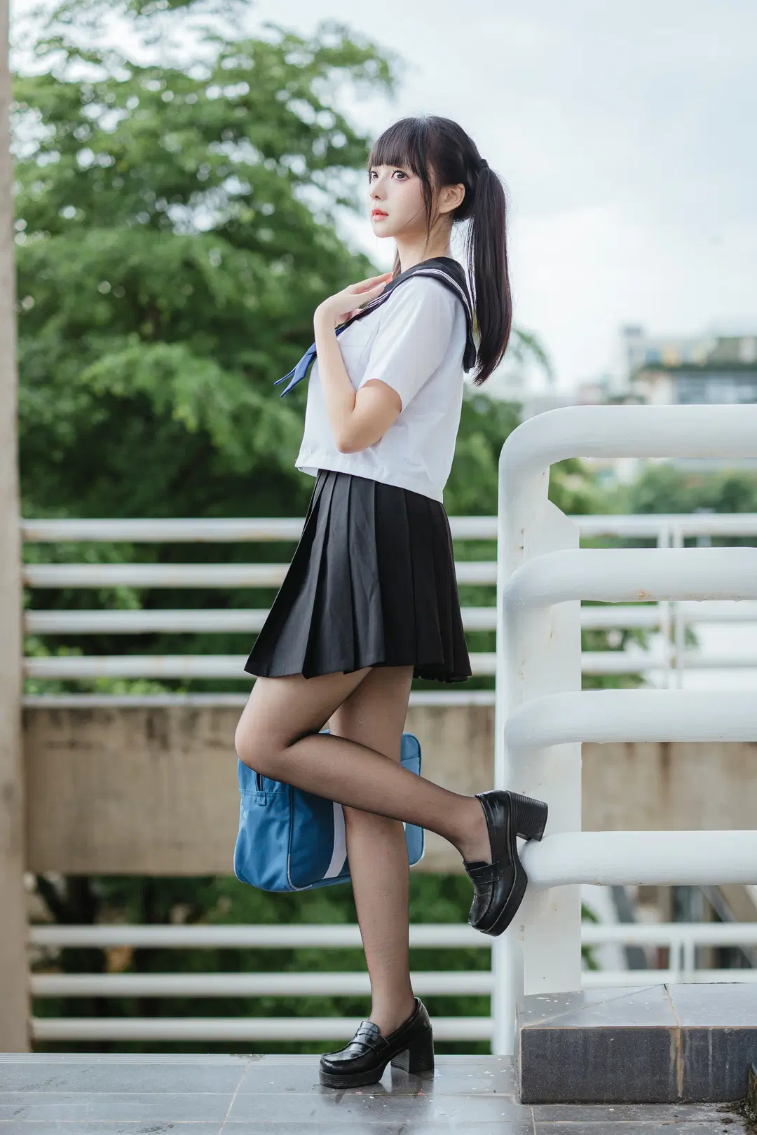 少女感, JK制服, 水手服, 黑丝, 阴天写真