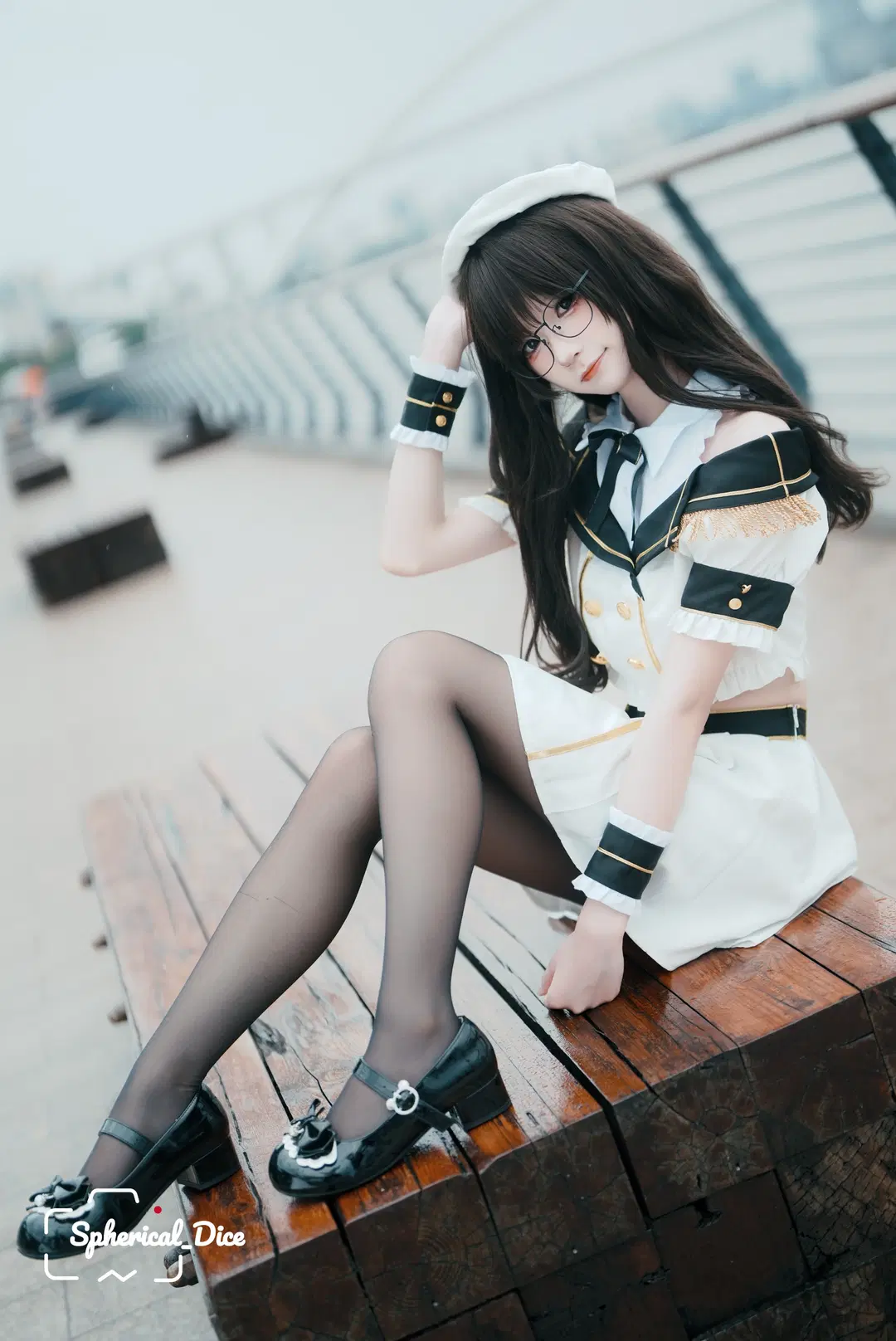 雨天的江边水手服日记，透明伞下的清冷感 - 圆形骰子 - 第6张