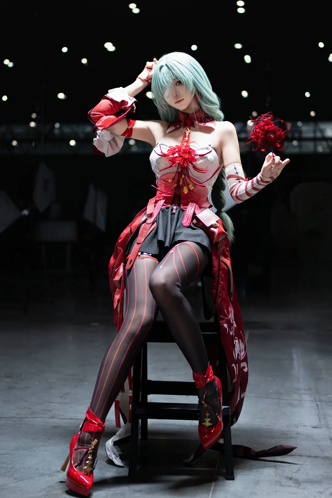 鸣潮, 弗洛洛cos, 黑丝, cosplay分享, 重庆梦乡漫展