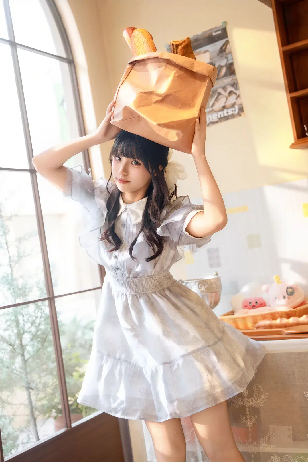 Rojita-style bakery photoshoot, appearing sweetly with a baguette by 糖栀uu - Image 2