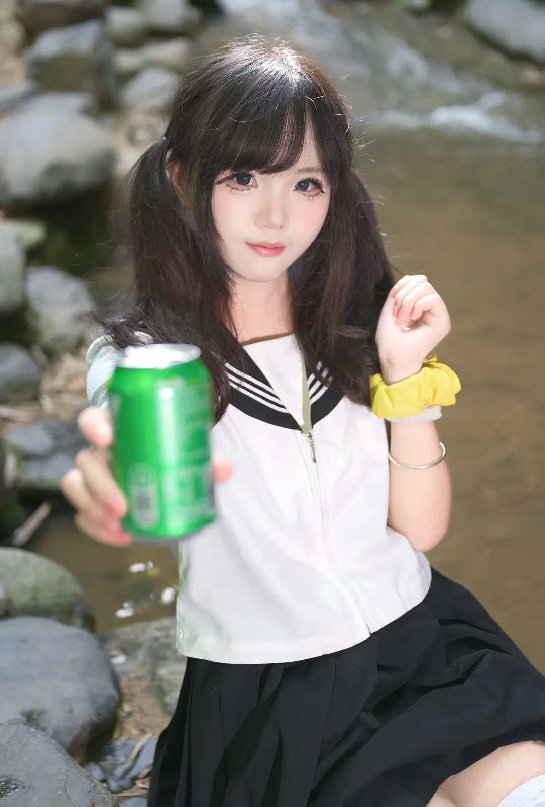 渓流撮影のJK制服少女：白ストッキングと緑のソーダの涼しげな衝突（サマーフィルム） - 暃暃公主 - 3枚目