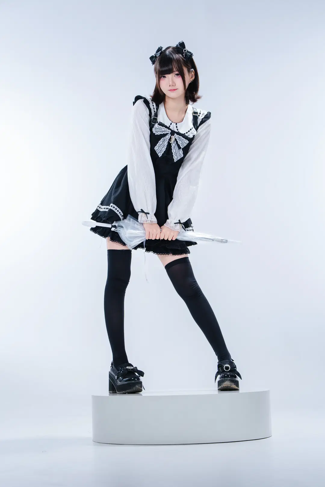 量产型蕾服穿搭白棚氛围感记录 - 小红帽 - 第2张