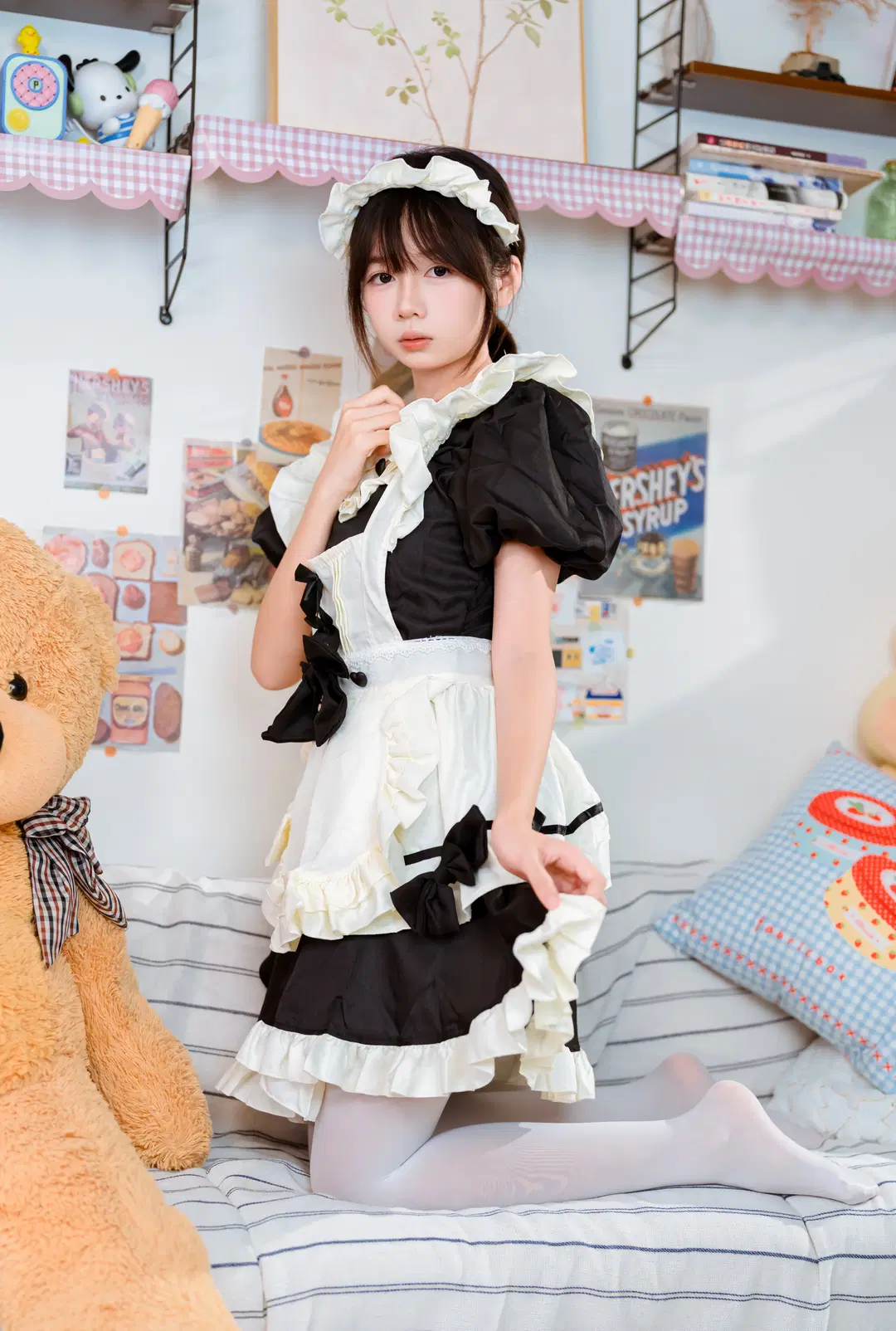 Black and White Maid Outfit Paired with White Stockings: Freezing Everyday Cuteness in Cozy Scenes by 小红帽 - Image 3