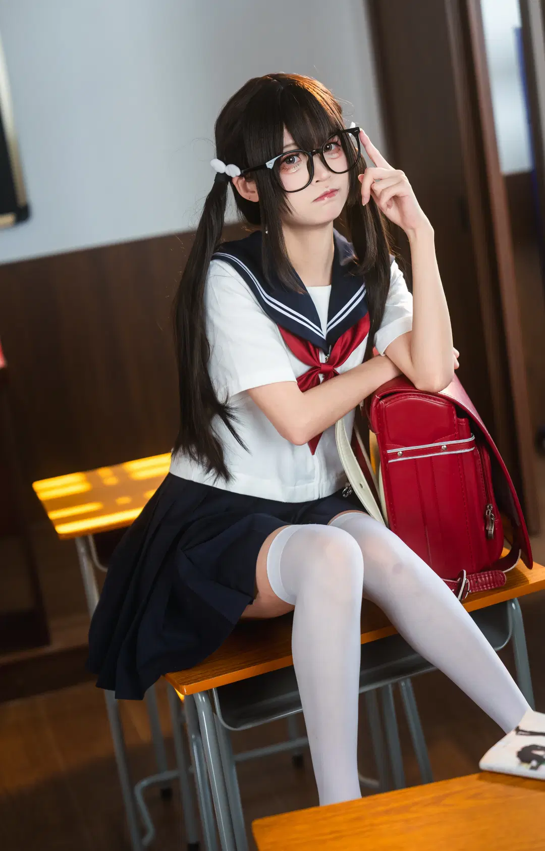 cosplay, JK uniform, Campus style, White stockings, Classroom photoshoot