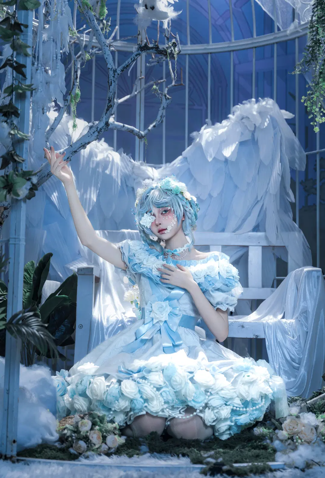 第五人格园丁cos 蓝白花海洛丽塔场照 - 菜狗离颜（国庆萌卡） - 第2张