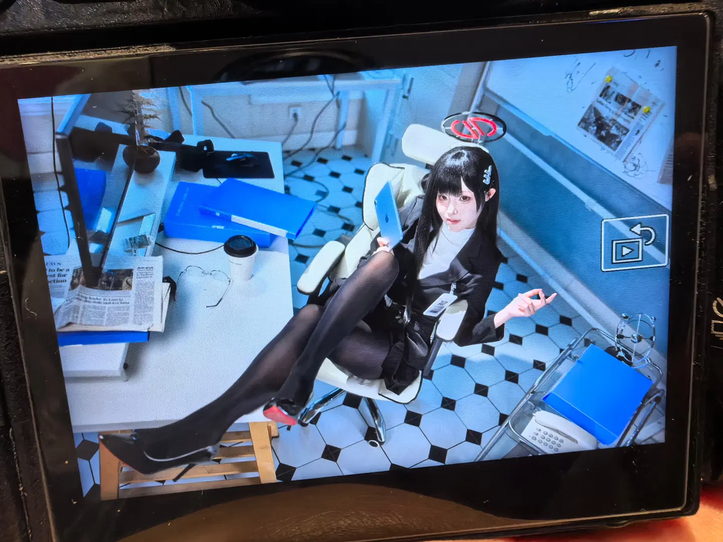 【调月莉音cos】蔚蓝档案里穿西装的御姐真的太香了 - 甘小楽_LeLe - 第6张