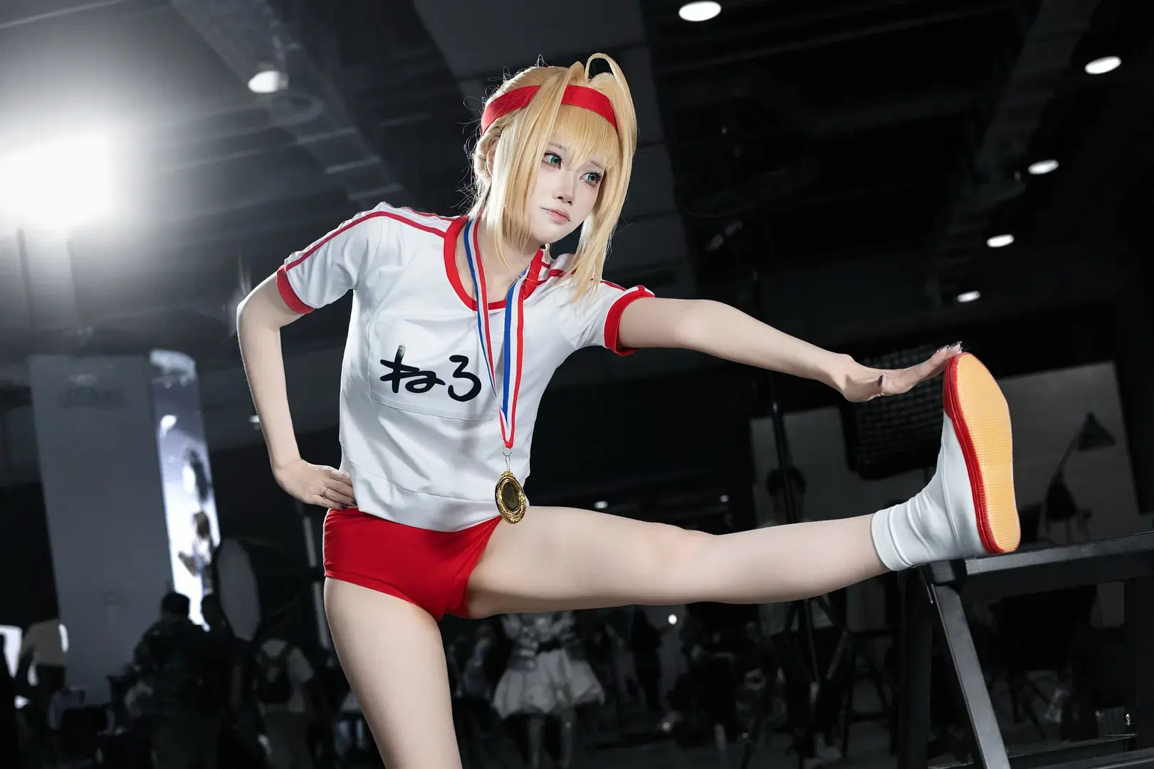 【尼禄cos】FGO尼禄体操服场照，红白配色尽显运动活力 - 檜名乃Hinano - 第3张