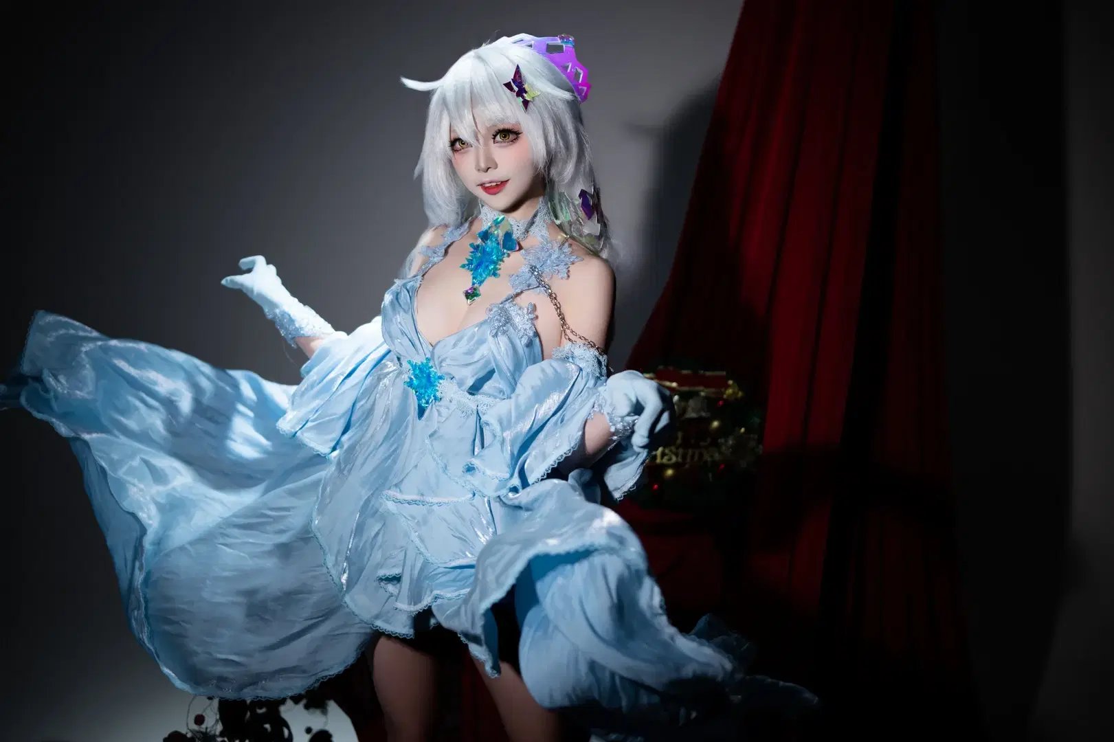 [Herrscher of the Void cosplay] Honkai Impact 3rd gorgeous ice and snow style Christmas theme by 芷雪睡不醒 - Image 2