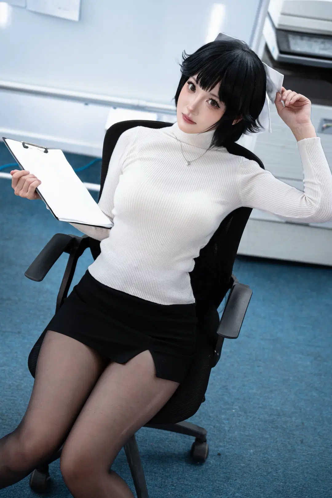 [Takao cosplay] Azur Lane Office lady outfit: Sheer Black stockings and stilettos channel an aloof corporate supervisor by 曲laugh*2 - Image 3