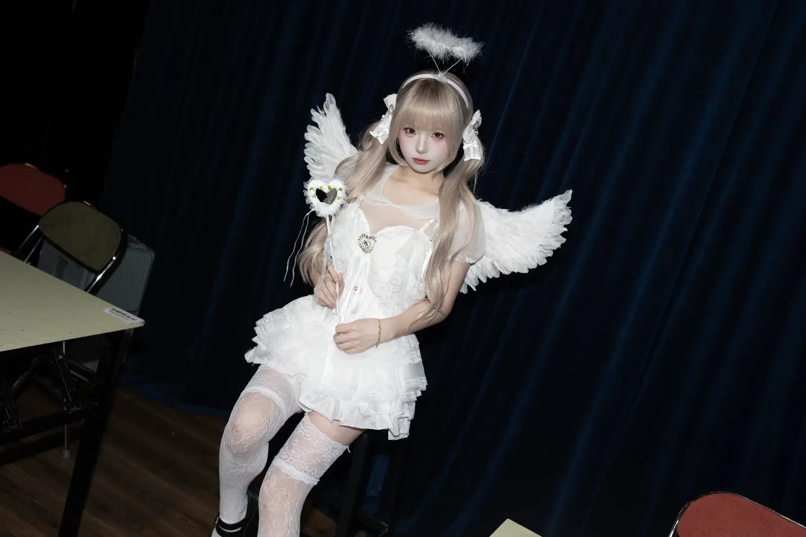 Pure white angel styling studio portrait: The divine sense of feathered wings and white lace stockings by 无糖可乐 - Image 2