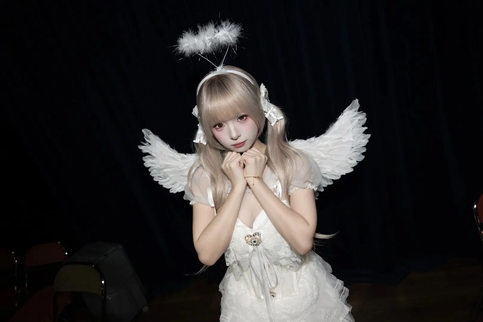 Pure white angel styling studio portrait: The divine sense of feathered wings and white lace stockings by 无糖可乐 - Image 6