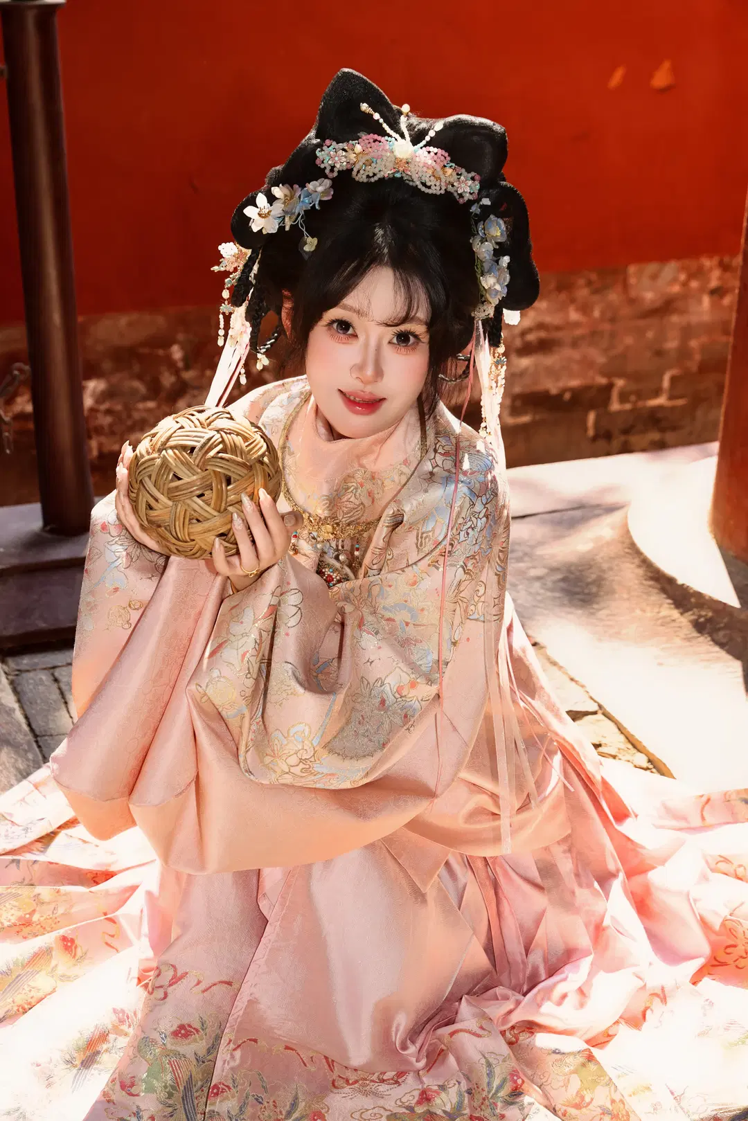 故宮紅牆下的明制漢服寫真，一秒穿越回大明 - 坑坑不坑 - 第2張
