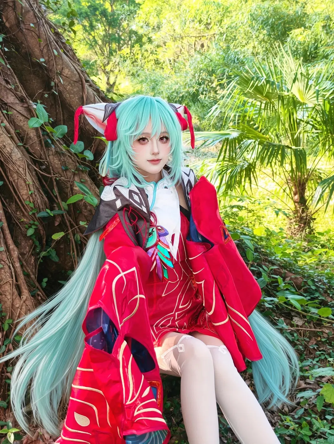 [Dyadia cosplay] Honor of Kings: Crimson-Clad Encounter Under Greenwood Light and Shadow by 坑坑不坑 - Image 3