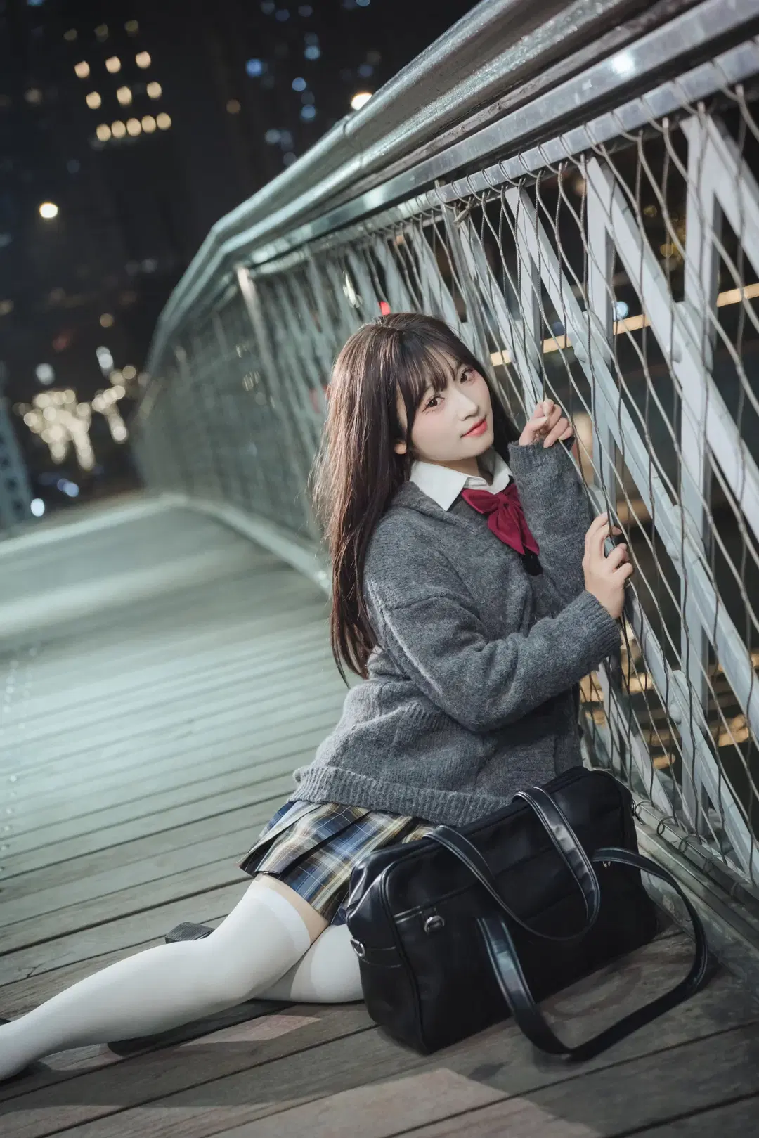 深夜橋邊的JK制服夜景人像 - 吶魄罗 - 第4張
