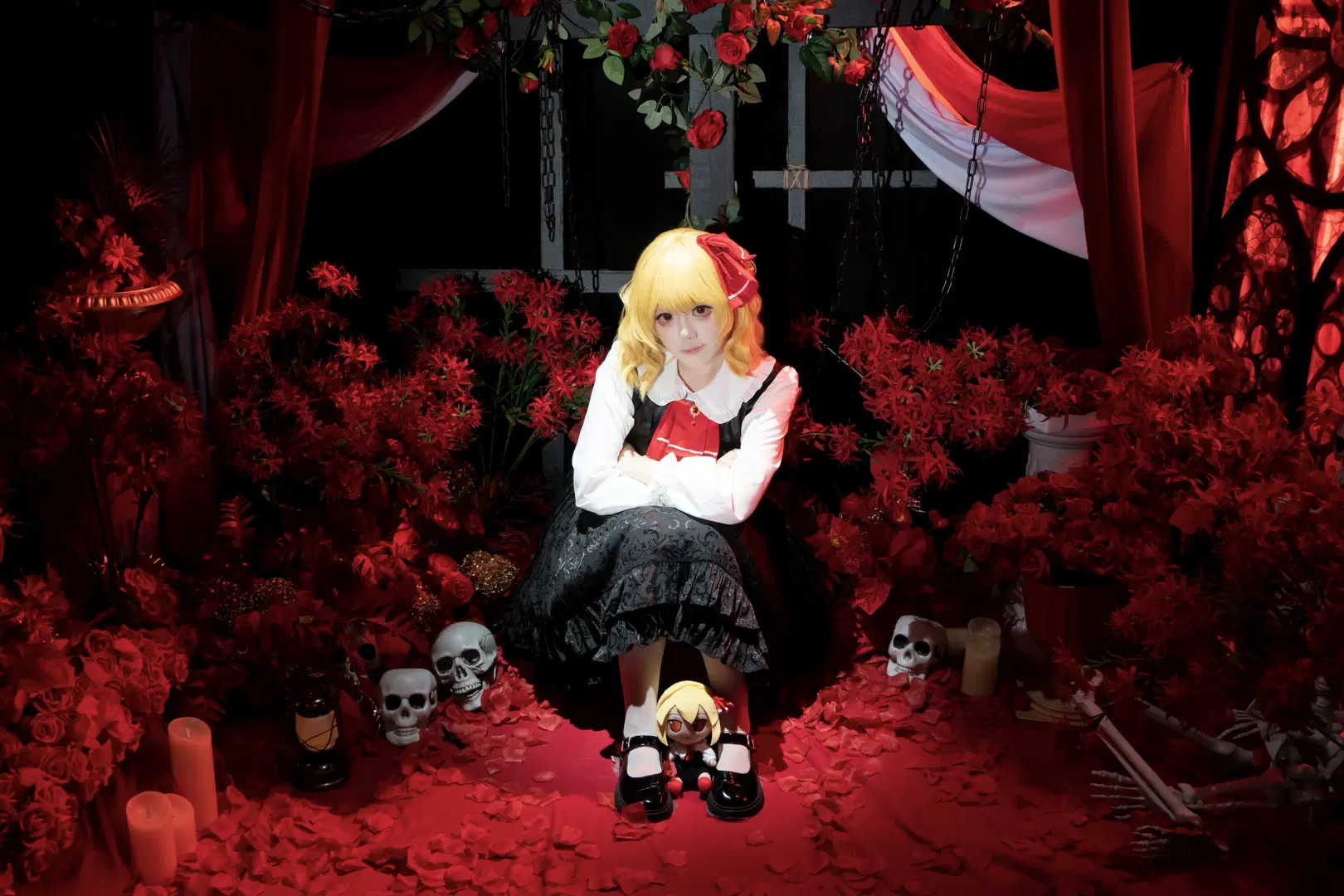 【ルーミア コスプレ】『東方Project』ダークゴシック風コスプレ写真 - 屿西奈 - 4枚目