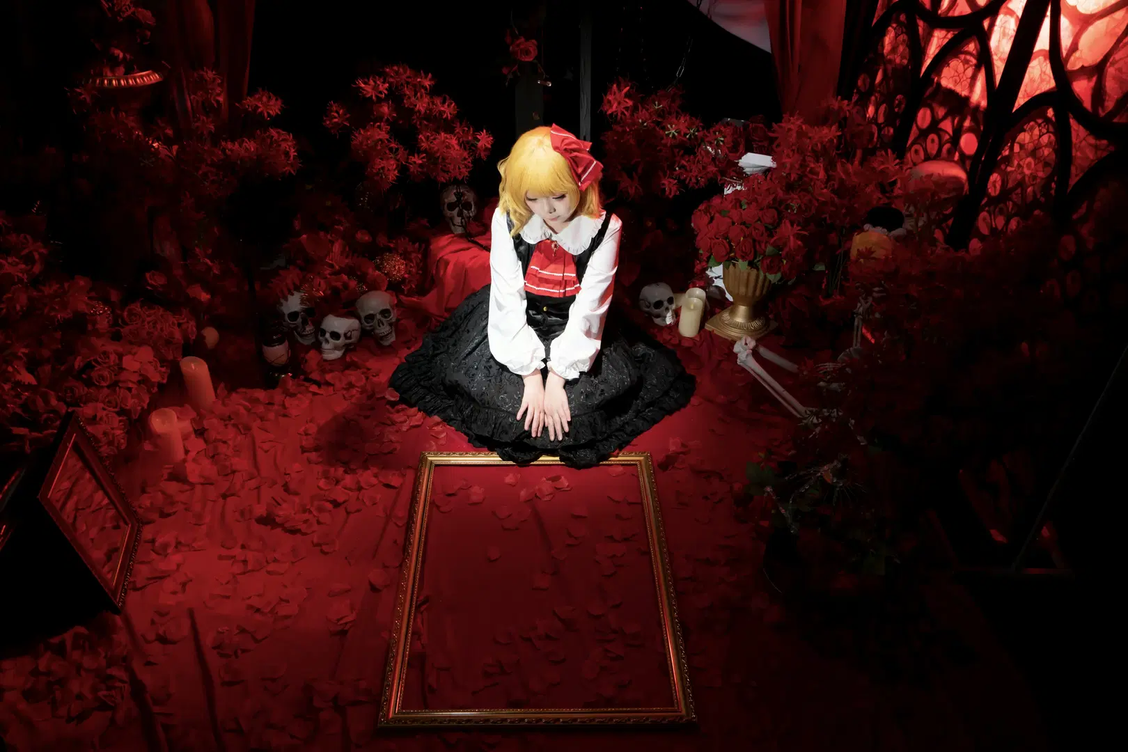 【露米娅cos】东方project暗黑哥特风正片 - 屿西奈 - 第3张