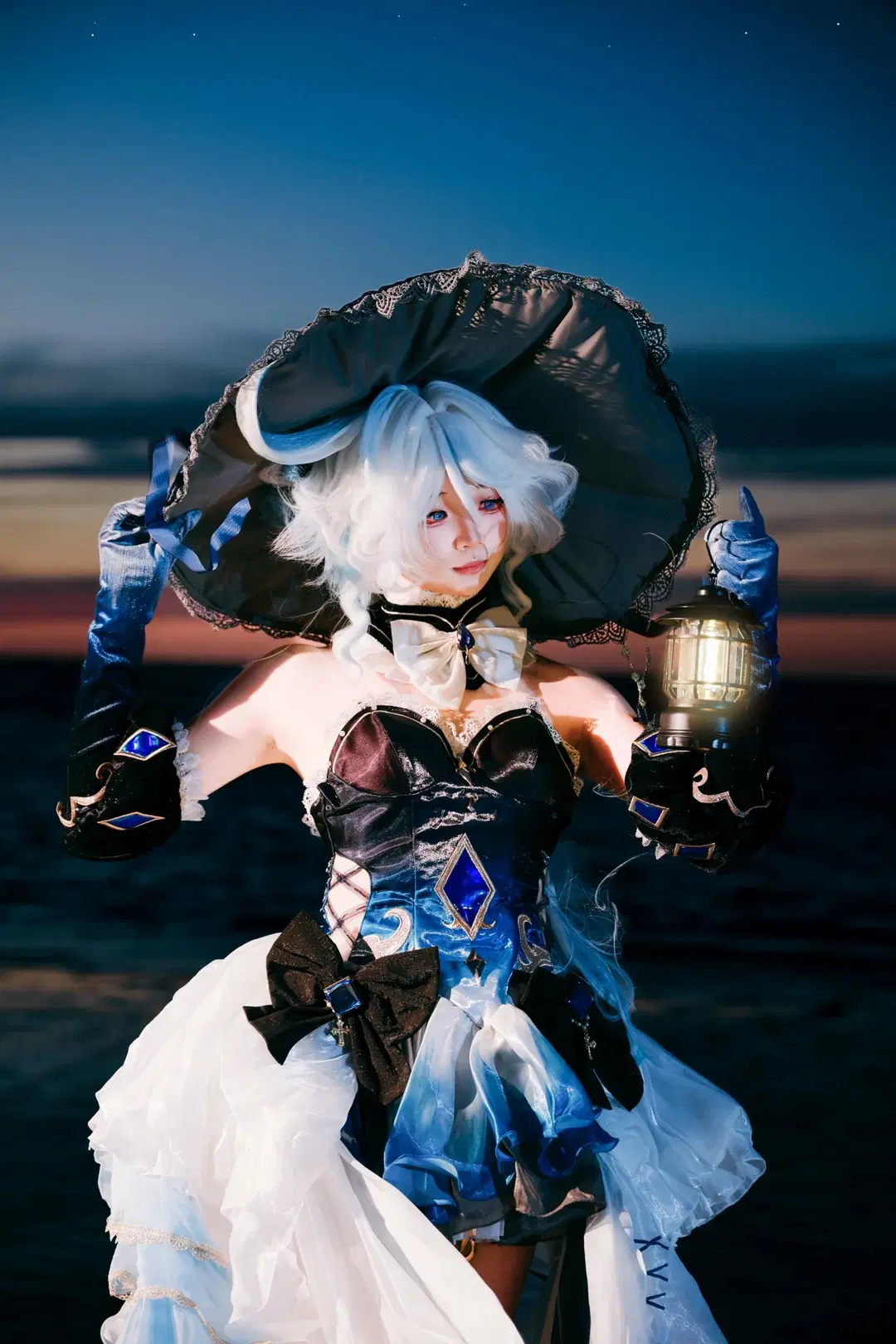 【芙宁娜cos】原神深海来信，海边落日提灯漫步 - 挽穗 - 第3张