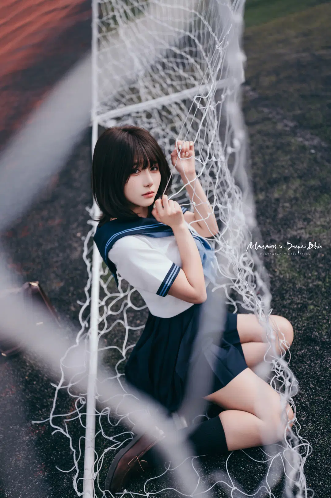 セーラー服とサッカーゴールネット、自然光のポートレートで刻む青春の二次元エモーション - 小蓝同学摄影会 - 6枚目
