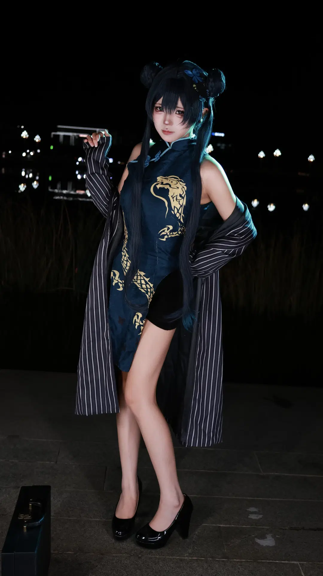 【Ryuge Kisaki cosplay】Pledge of Xuanlong Gate in Blue Archive: This Dragon-Pattern Qipao cosplay Holds Immense Presence by 小谷鸡 - Image 5