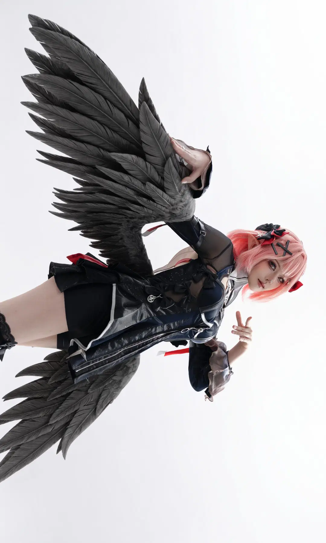 ゼンレスゾーンゼロ, コスプレ, レミエール コスプレ, ストッキング, 黒い翼