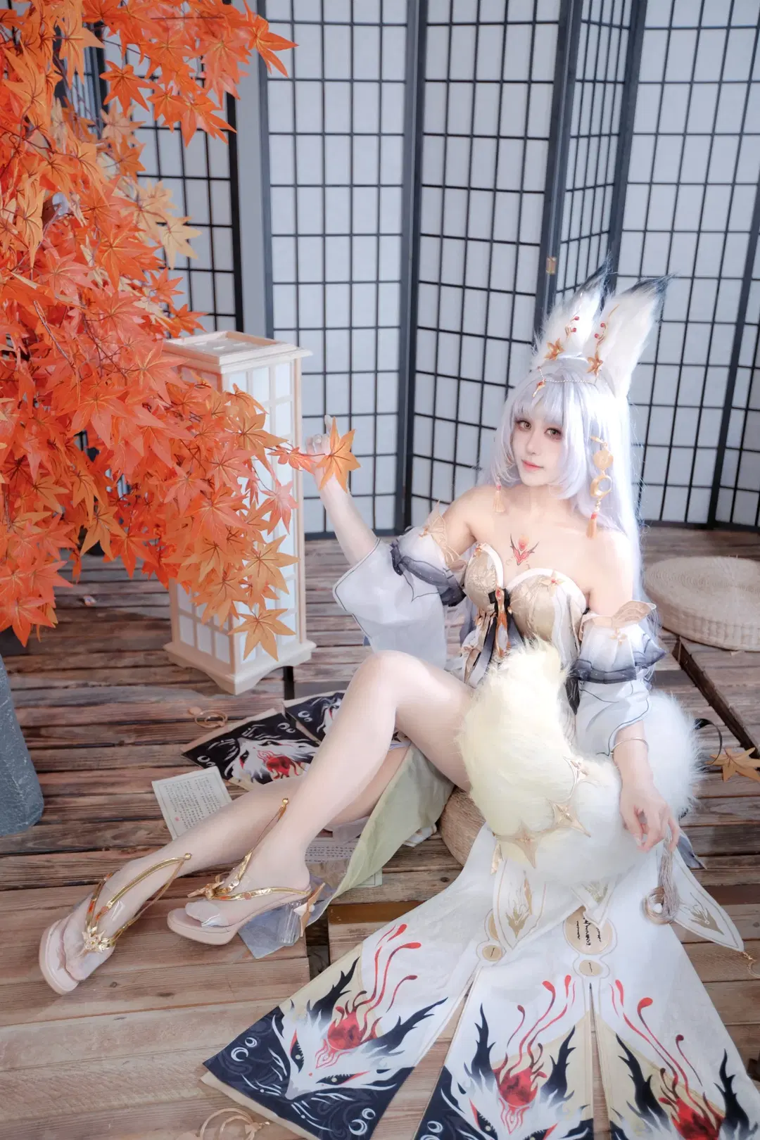 【心月狐cos】鳴潮紅楓和風氛圍感正片 - 鹿野奈奈 - 第4張
