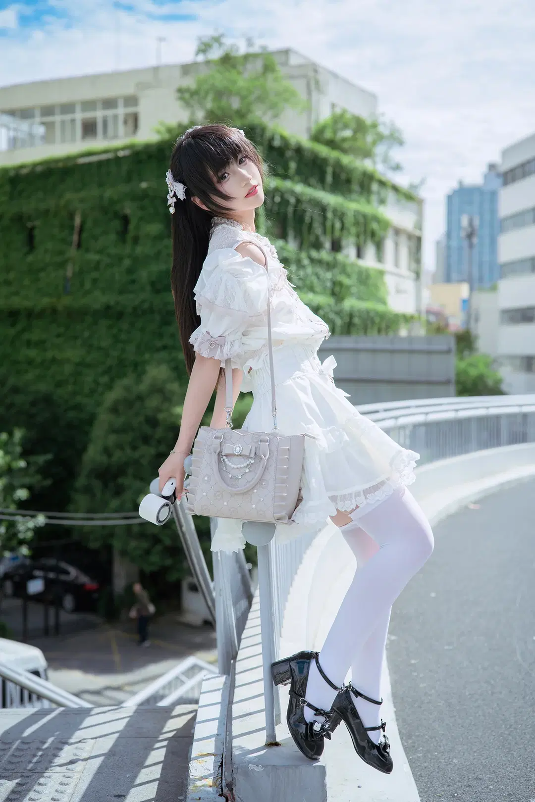 白丝穿搭, cosplay人像, 洛丽塔连衣裙, 城市天桥摄影, 复古胶片相机