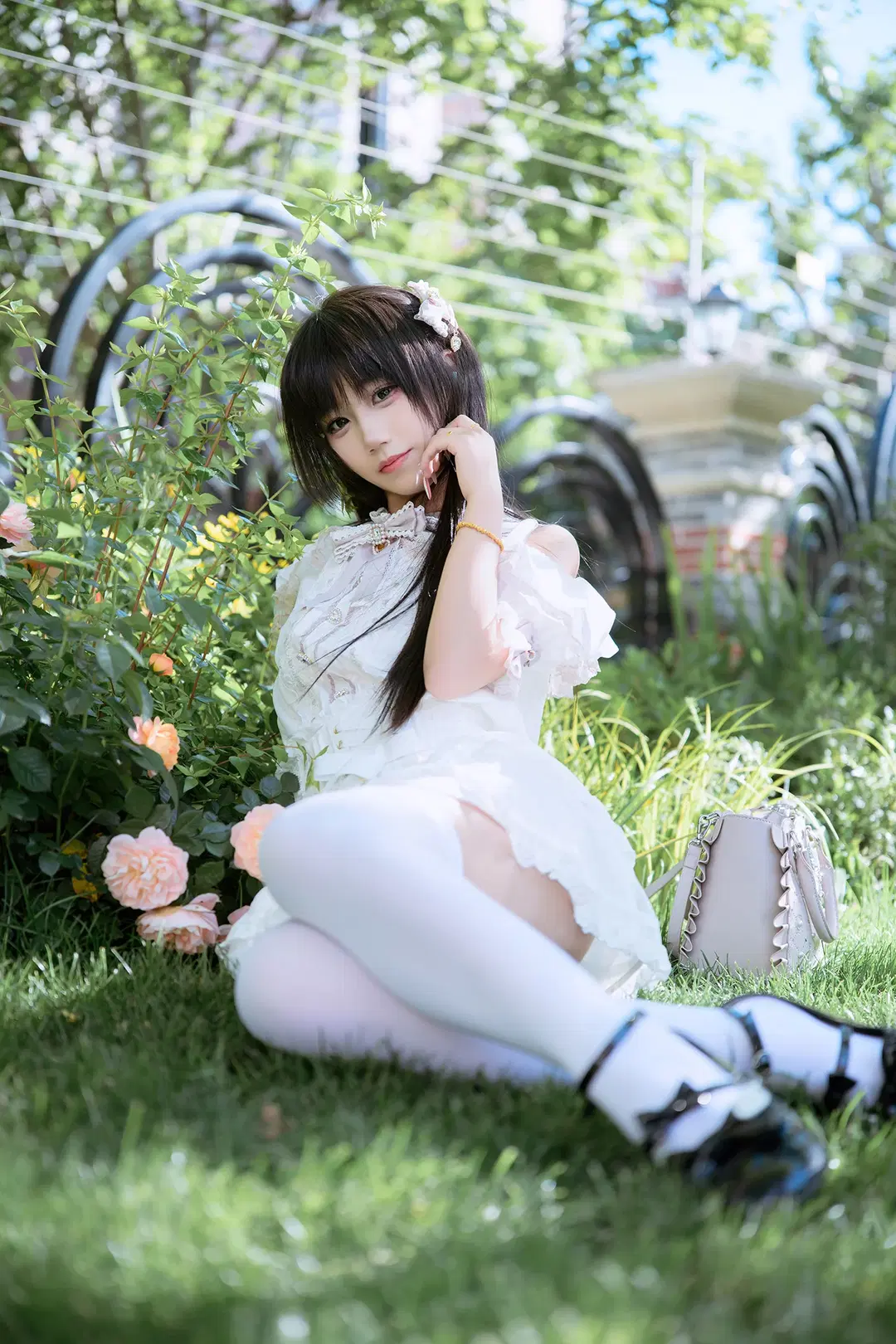 化身綠化帶戰神 定格白色洛麗塔與綠意的夏日碰撞 - HIRO_午饭饭 - 第3張
