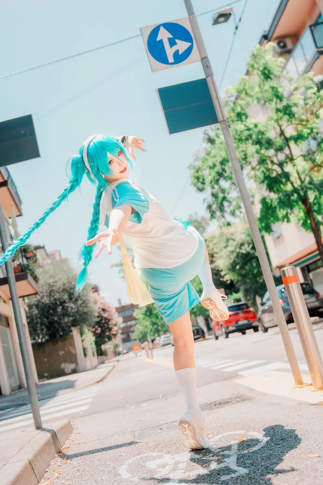 【初音ミク コスプレ】イタリアの街頭を彩る青緑のストーム - 醉梦化蝶📷 - 7枚目