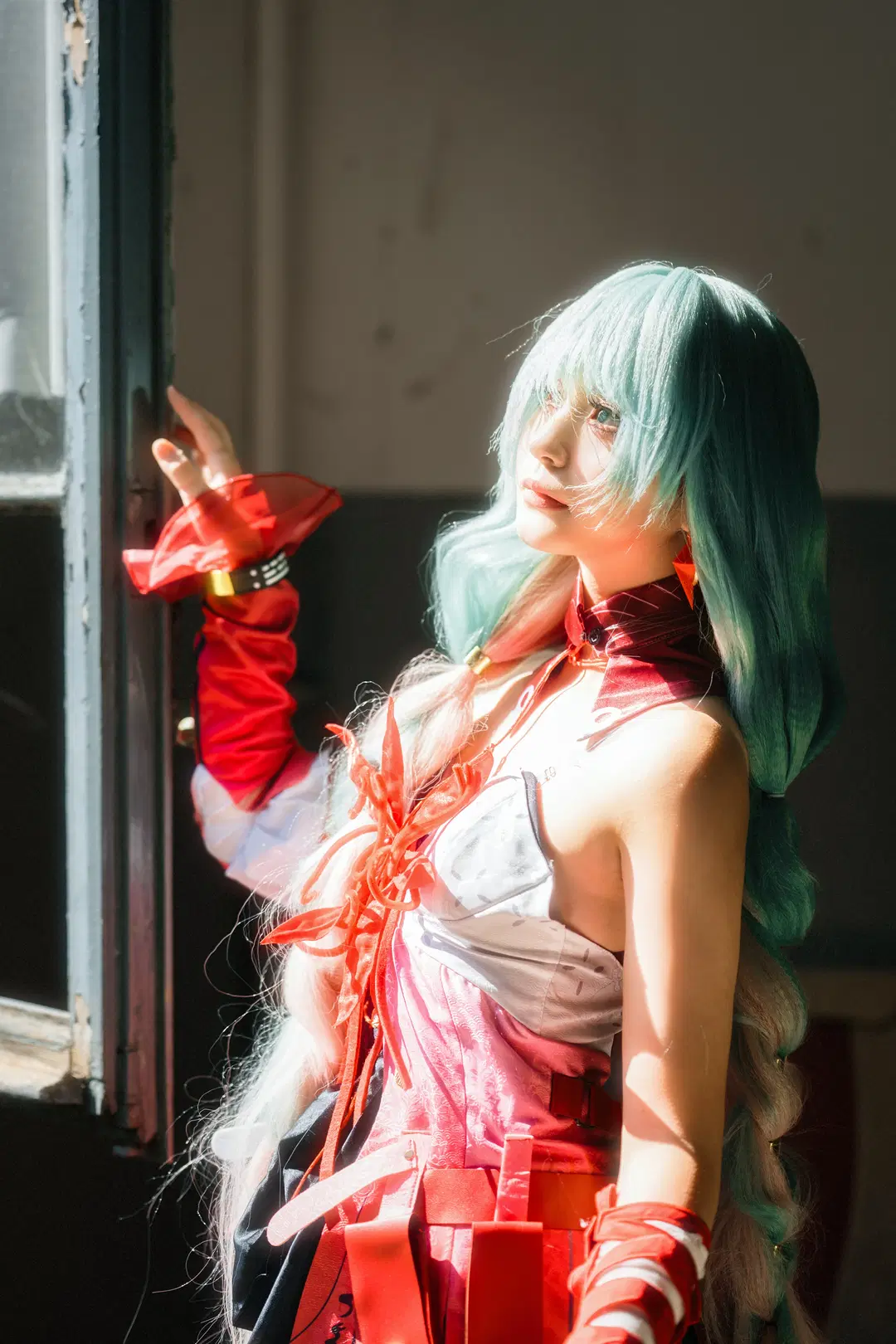 【弗洛洛cos】废弃剧院里的红白交响曲 - 醉梦化蝶📷 - 第13张