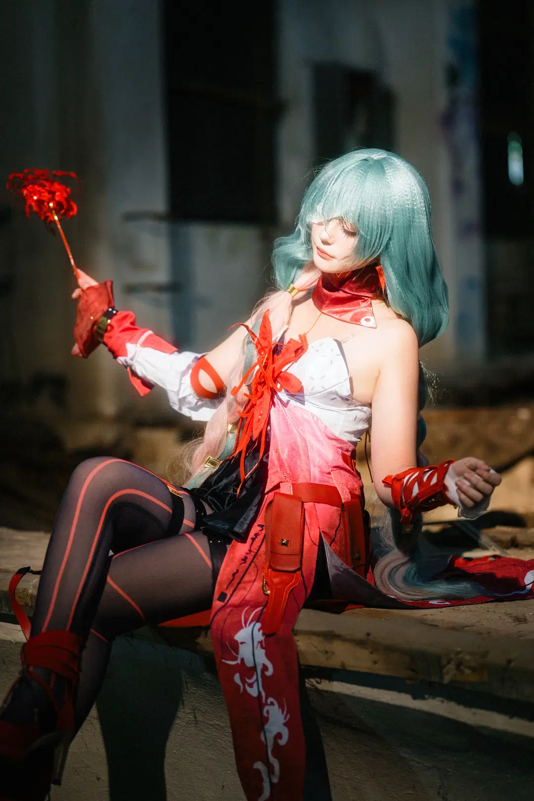 【弗洛洛cos】废弃剧院里的红白交响曲 - 醉梦化蝶📷 - 第4张